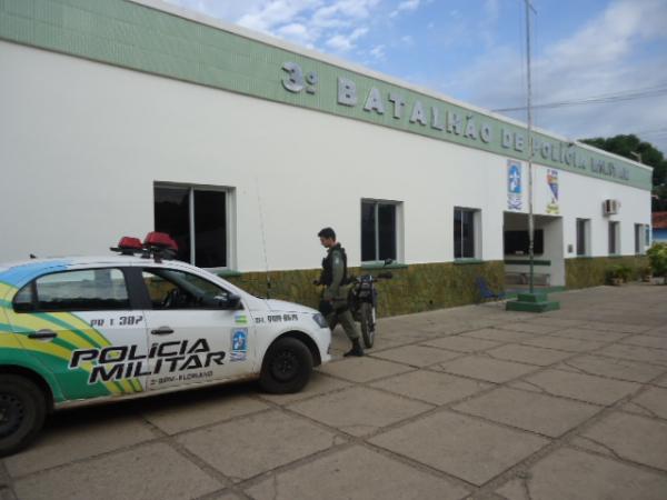 Furto de motocicleta e assalto a transeunte marcam plantão da PM em Floriano