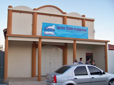 Adolescentes são apreendidos suspeitos de arrombar igreja em Teresina