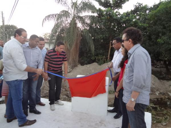 Prefeitura de Floriano inaugura ponte no bairro Irapuá II