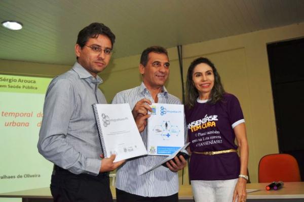 Prefeito Gilberto Júnior recebe relatório do Projeto IntegraHans