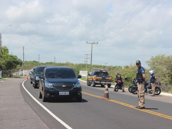 PRF multa 331 motoristas por excesso de velocidade em apenas 2 horas