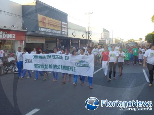 Prefeitura Floriano realiza caminhada em comemora&ccedil;&atilde;o ao Dia do Meio Ambiente.(Imagem:FlorianoNews)