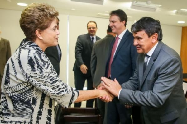 Governadores antecipam soluções para seca no início de 2016