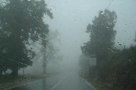 INMET prevê chuva no fim de semana com rajadas de vento no Piauí