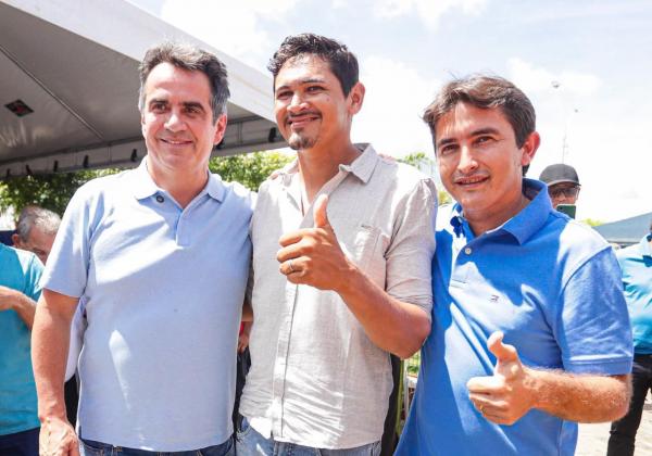 Prefeito do PSD, Jo&atilde;ozinho Manu, declara apoio a Ciro Nogueira durante agenda em S&atilde;o Jo&atilde;o da Serra(Imagem:Ascom )