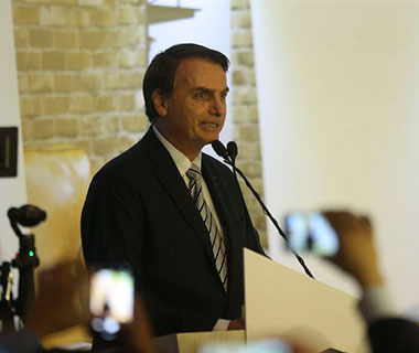 Bolsonaro entrega hoje reforma da Previdência ao Congresso