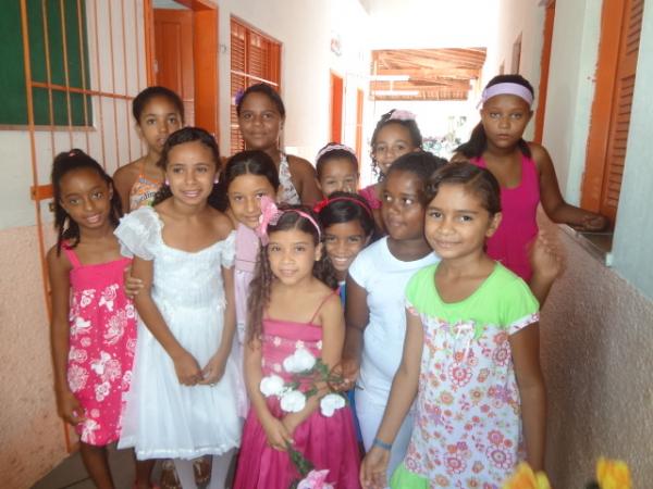Escola Municipal realizou comemora&ccedil;&atilde;o para as m&atilde;es.(Imagem:FlorianoNews)