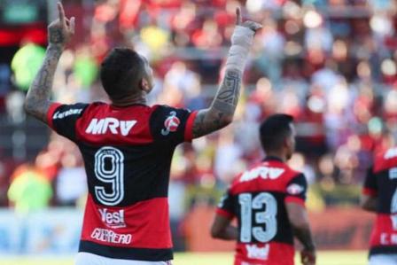 Flamengo recebe a Chapecoense de olho nas quartas da Sul-Americana