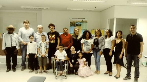 Sarau literário do SESC reúne escritores, poetas e cordelistas em Floriano.(Imagem:FlorianoNews)