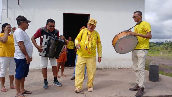 Projeto Amarelinho leva doações e solidariedade a famílias da zona rural de Floriano.(Imagem:FlorianoNews)
