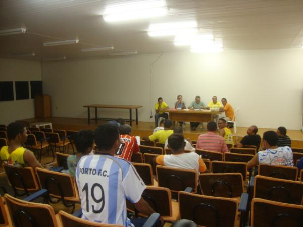 Reuni&atilde;o da Liga Florianense de Futebol(Imagem:reda&ccedil;&atilde;o)