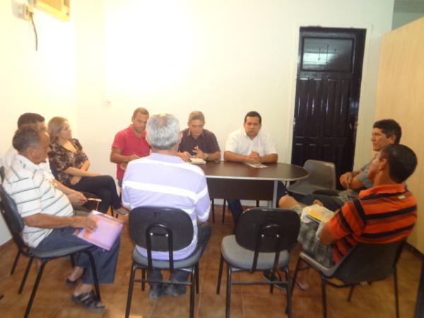 COEF realizou reuni&atilde;o com agremia&ccedil;&otilde;es carnavalescas.(Imagem:FlorianoNews)