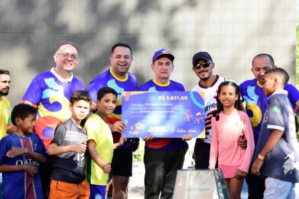 129 anos: Passeio ciclístico reúne cerca de 1.500 participantes nas comemorações do aniversário de Floriano(Imagem:Secom)