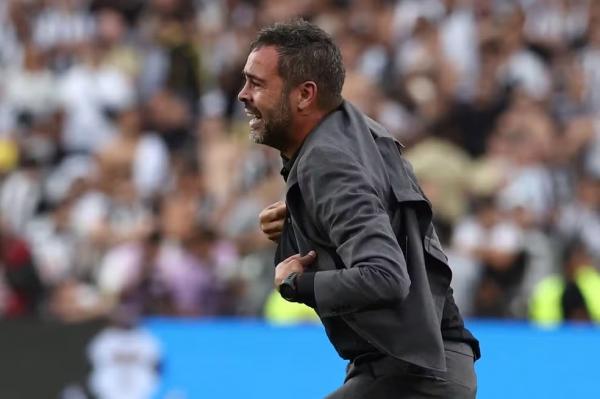 Artur Jorge vê ligação eterna com o Botafogo e explica saída
