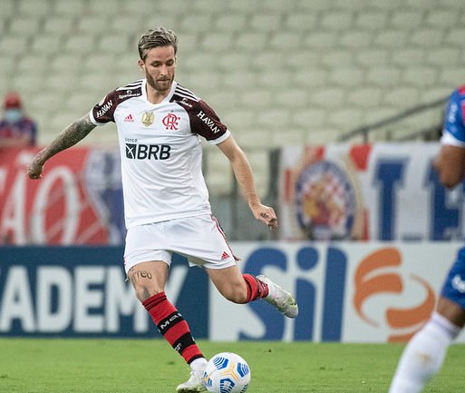 Léo Pereira é punido e desfalca o Flamengo na final da Libertadores