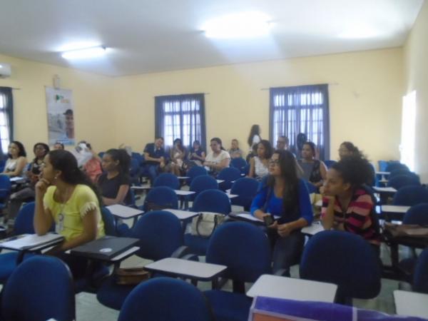 Professores participam de capacitação para o Ministério com crianças.(Imagem:FlorianoNews)