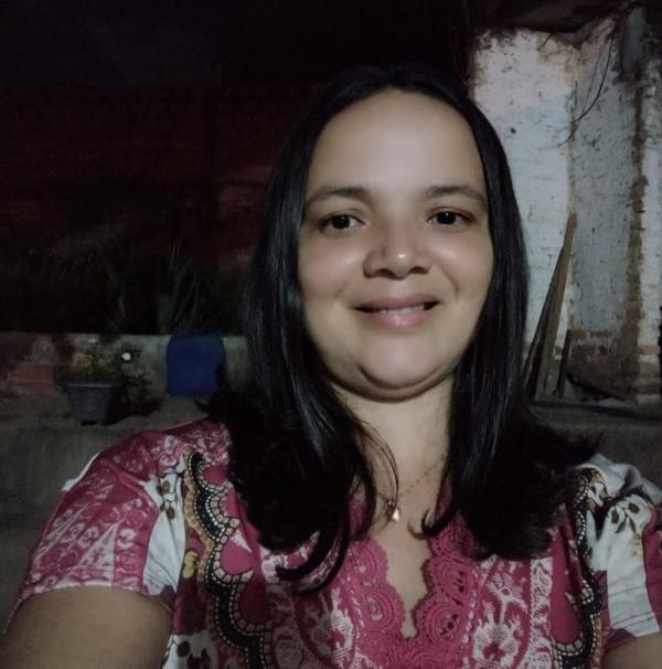 Jocilene Ara&uacute;jo de Brito Sousa, 38 anos, encontrada morta ap&oacute;s canoa afundar no rio Parna&iacute;ba(Imagem:Reprodu&ccedil;&atilde;o)