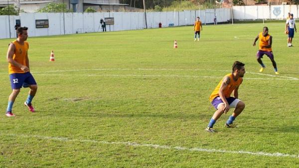 Recém-chegados ao Naça-AM figuram como titulares contra o Genus