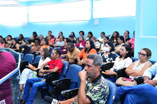 O seminário em alusão ao Maio Laranja discutiu medidas efetivas de proteção às crianças e adolescentes,(Imagem:CMF)