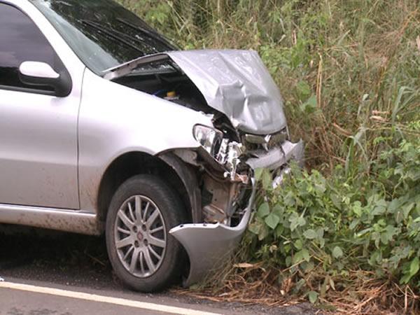 Acidente deixa 3 mortos e fere secret&aacute;rios de Prefeitura(Imagem:TV Cidade Verde/Cidadeverde.com)