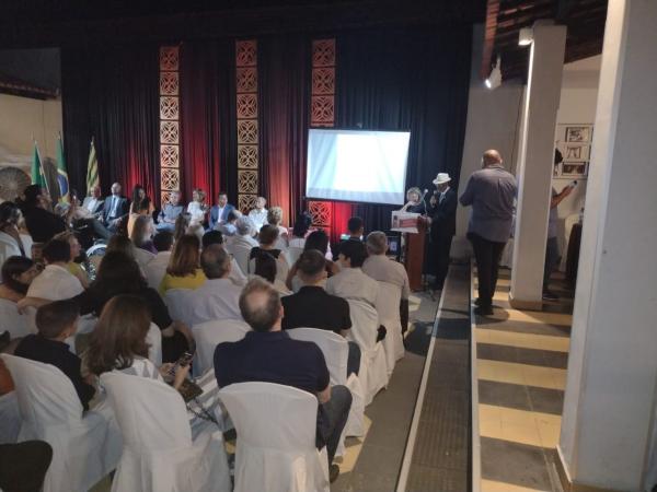 Lançamento do livro