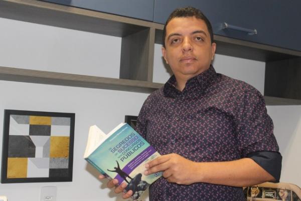  Professor d&aacute; dicas de como montar um bom hor&aacute;rio de estudo.(Imagem:Gilcilene Ara&uacute;jo/G1)