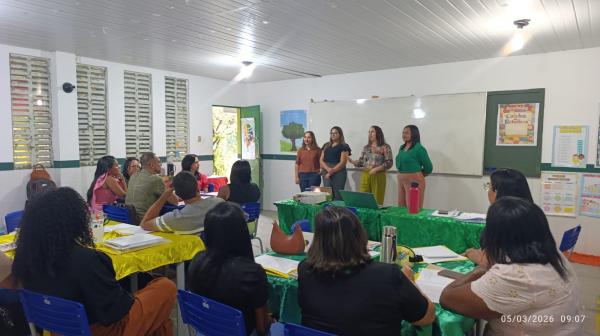 Formação do PPAIC reúne educadores de 13 municípios na 10ª GRE de Floriano.(Imagem:FlorianoNews)