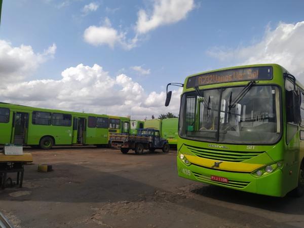 Greve dos motoristas e cobradores de ônibus de Teresina completa uma semana
