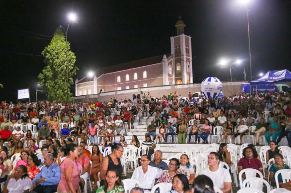 Ciro Nogueira participa do tradicional festejo de São Miguel Arcanjo(Imagem:Ascom)