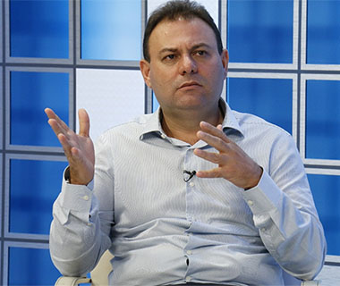 Jeová anuncia voto em Wellington Dias, caso Firmino não seja candidato