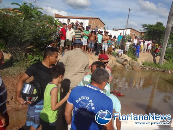 Adolescente é encontrado morto dentro de lago do cano da Agespisa em Floriano.(Imagem:FlorianoNews)