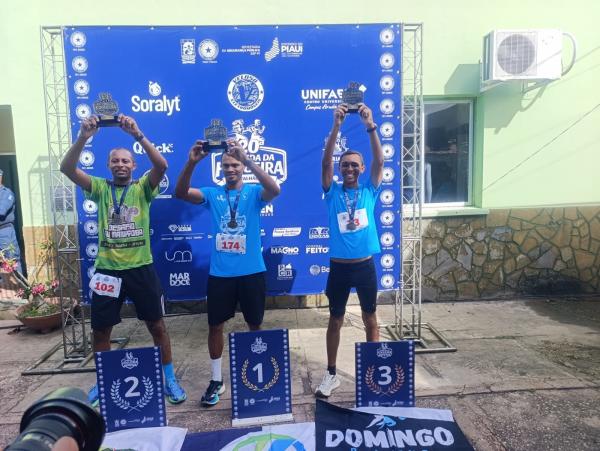 20ª Corrida da Fogueira reúne atletas e celebra os 191 anos da Polícia Militar do Piauí em Floriano(Imagem:FlorianoNews)