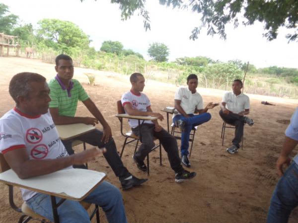 Casa de recupera&ccedil;&atilde;o de dependentes qu&iacute;micos realiza formatura de internos.(Imagem:FlorianoNews)