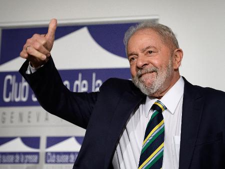 ISTO É/Sensus: Pesquisa aponta vitória de Lula em primeiro turno