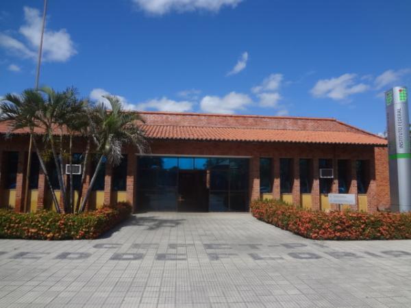 Alunos da Escola Mega de Floriano são aprovados no IFPI