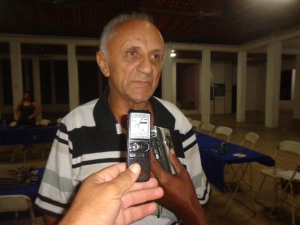Setor da construção civil permanece em baixa em Floriano