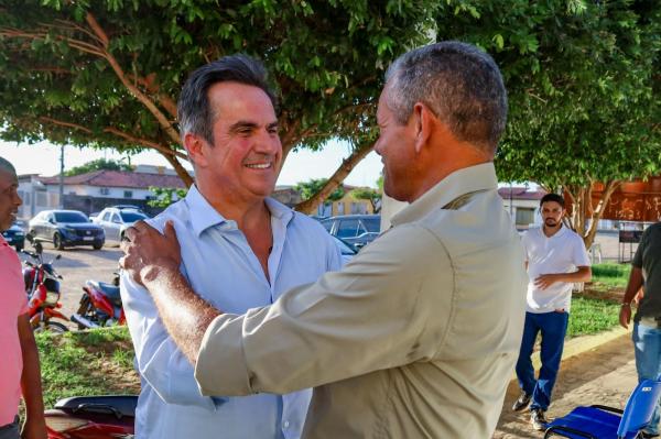 Ciro prestigia jogo de futebol no aniversário de Oeiras e destaca investimentos(Imagem:Ascom)