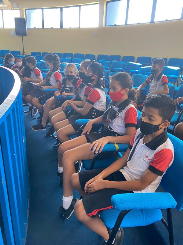 Alunos do Colégio Impacto Kids visita a Câmara Municipal de Floriano(Imagem:Colégio Impacto Kids)