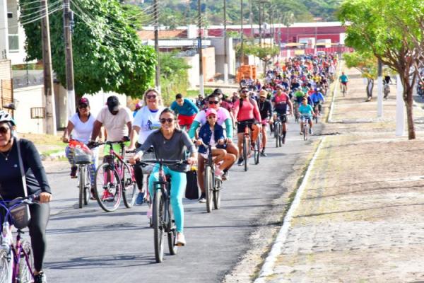 Passeio cicl&iacute;stico de anivers&aacute;rio pelos 126 anos de Floriano foi um sucesso (Imagem:Secom)