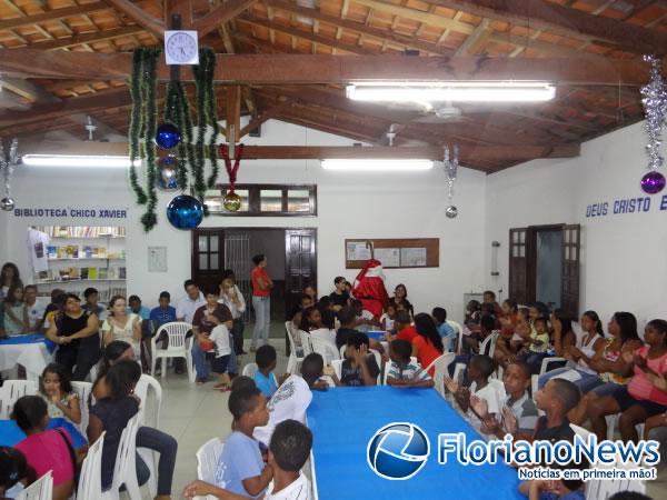 Centro Esp&iacute;rita Allan Kardec realizou doa&ccedil;&atilde;o de brinquedos em Floriano.(Imagem:FlorianoNews)