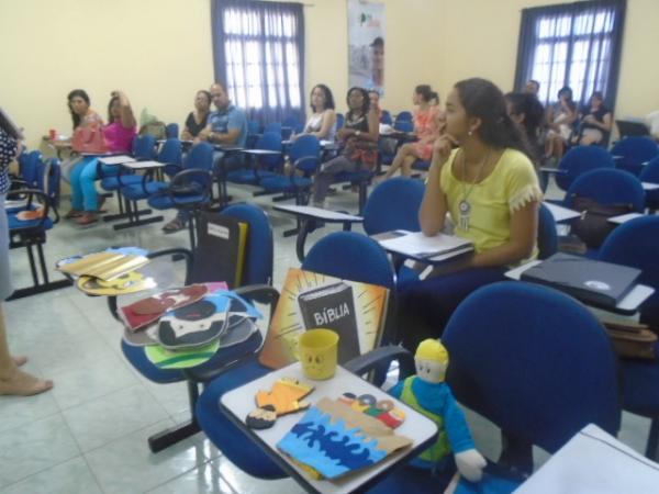 Professores participam de capacitação para o Ministério com crianças.(Imagem:FlorianoNews)