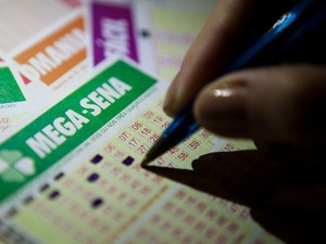Mega-Sena acumula e prêmio vai a R$ 6,7 milhões