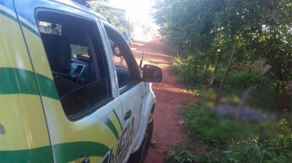 Jovem suspeito de envolvimento em homicídio é morto a facadas.(Imagem:CorrenteNoticia)