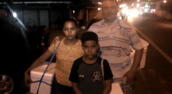 Menino humilhado em Teresina por vender bombons ganha bolsa de estudos(Imagem:Reprodu&ccedil;&atilde;o/TV Meio Norte)