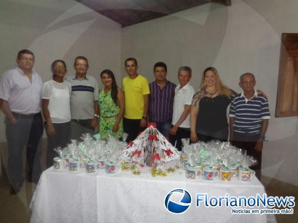 Nova diretoria toma posse na Associa&ccedil;&atilde;o de Moradores do Bairro Irapu&aacute; II.(Imagem:FlorianoNews)