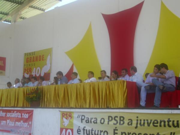 PSB est&aacute; realizando em Floriano encontro regional com partidos de oposi&ccedil;&atilde;o.(Imagem:FlorianoNews)
