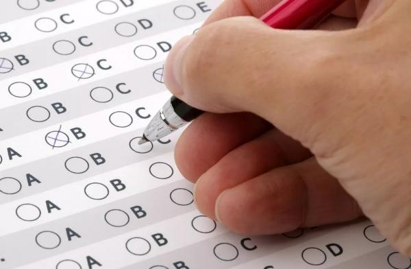 Concursos públicos oferecem 32,8 mil vagas com salários de até R$ 33,7 mil