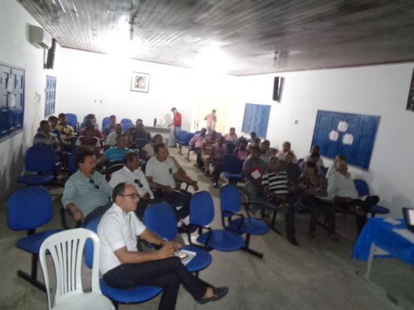 Entidades participam de reunião sobre programa seguro safra