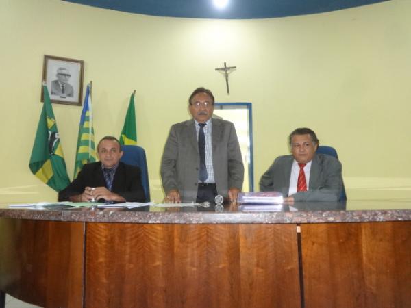 Câmara de Vereadores de Floriano realizou última sessão ordinária do semestre