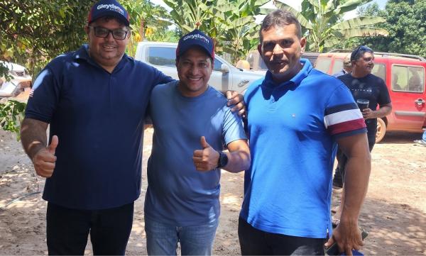 Prefeito Gleydson Resende passa o Domingo de Páscoa ao lado de lideranças da região.(Imagem:Divulgação)